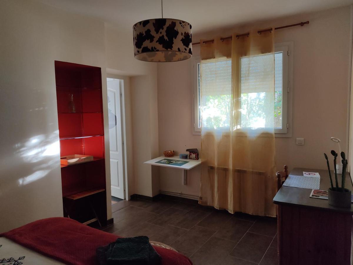 נים Chambre Privee Avec Parking מראה חיצוני תמונה